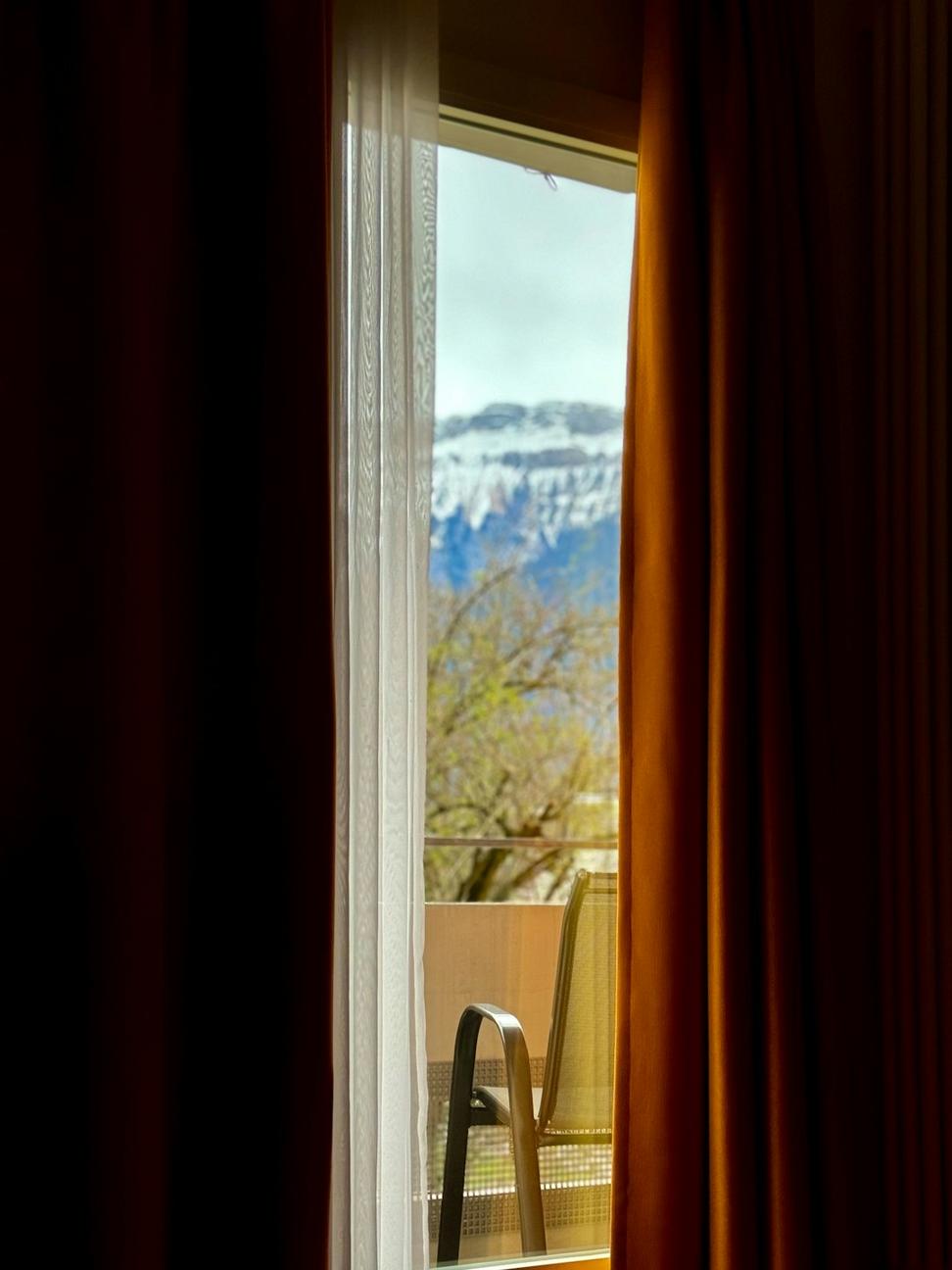 Alpine Comfort Suite